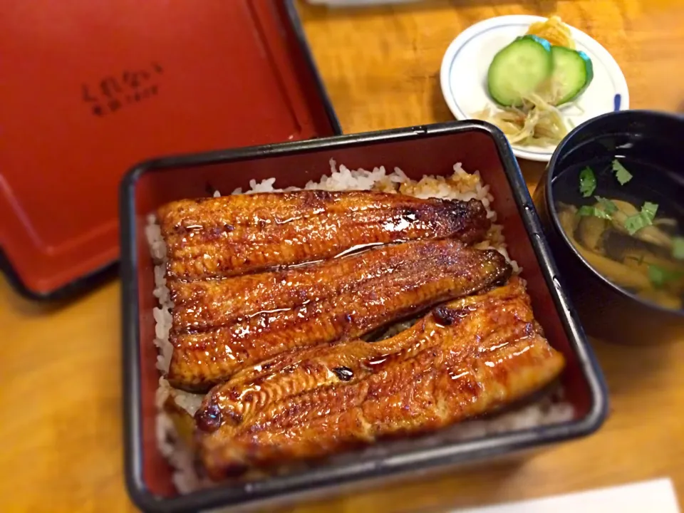 四万温泉で湯蒸し うな重さま🎑|にこらいさん