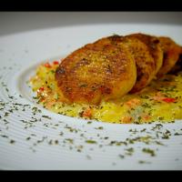 焦がし醤油ニョッキ・3種のチーズソース