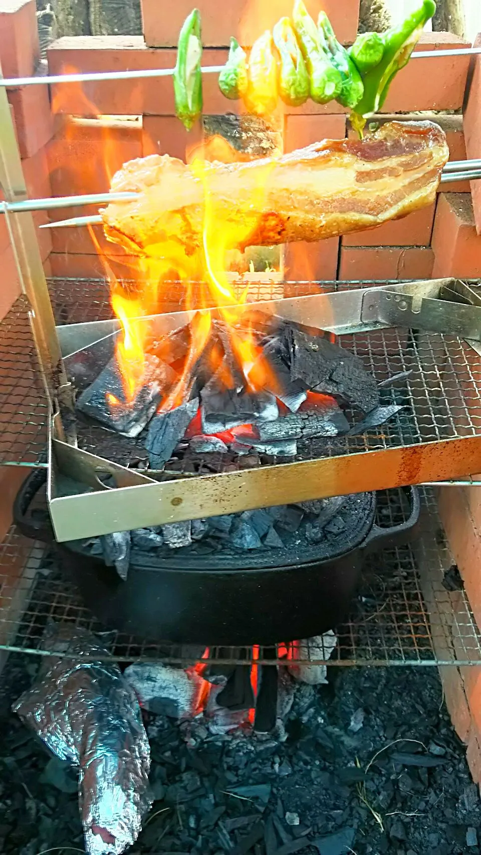 上→チャーシューししとう、下→鳥丸🍠焼き芋
🔥ファイヤー🔥|みうのすけさん