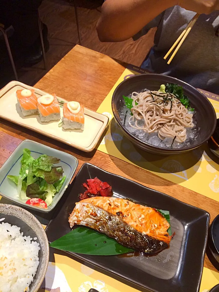 Zaru Ramen, Sushi and Salmon Steak set@Kabocha MRT Ladprao...|Chalinee Kalyanamitraさん