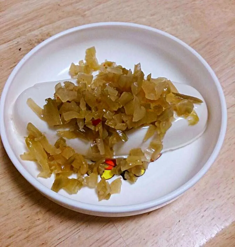 Snapdishの料理写真:ザーサイのせ豆腐|おちゃぼんさん