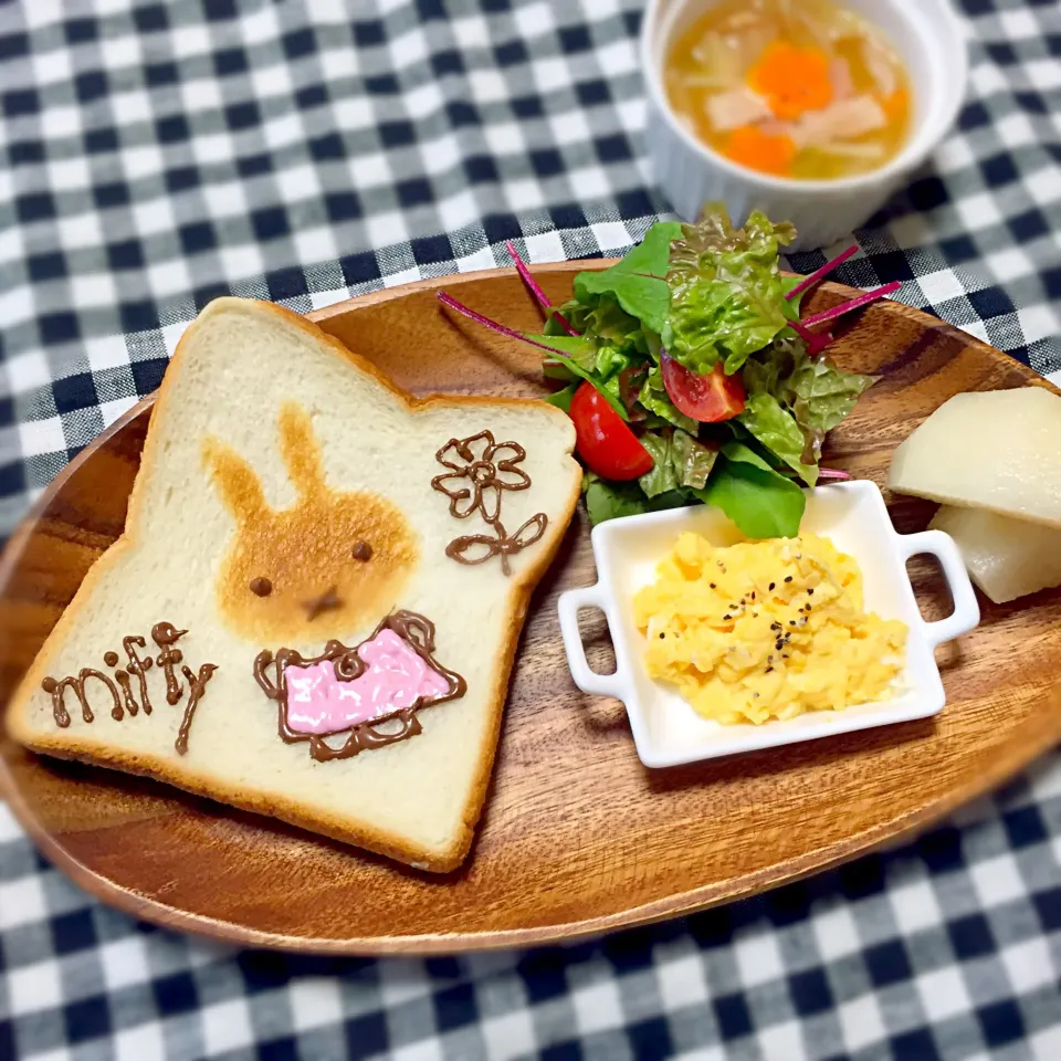 息子の朝食|キナリさん