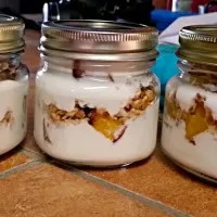 #parfait #roastedpeaches#greekyogurt|Lanie Stansburyさん