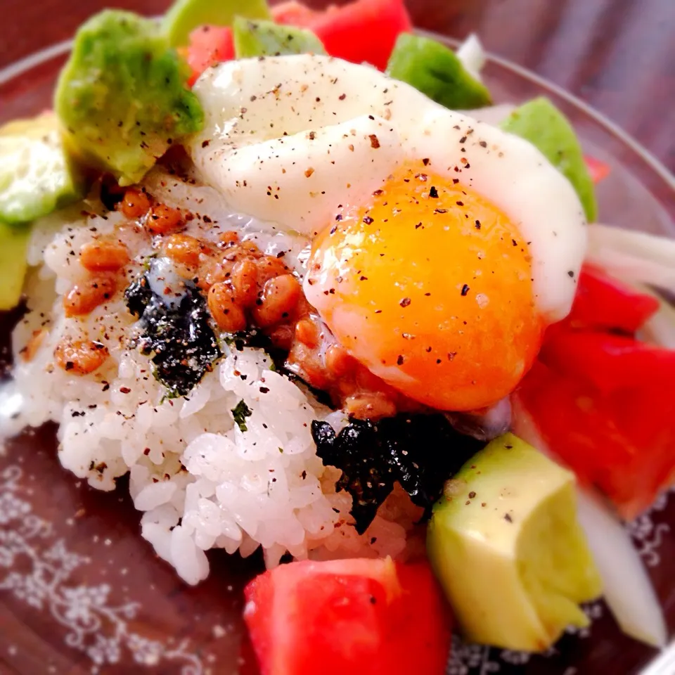 おかなさんの料理 簡単♡美肌♪アボトマ納豆丼|ららさん