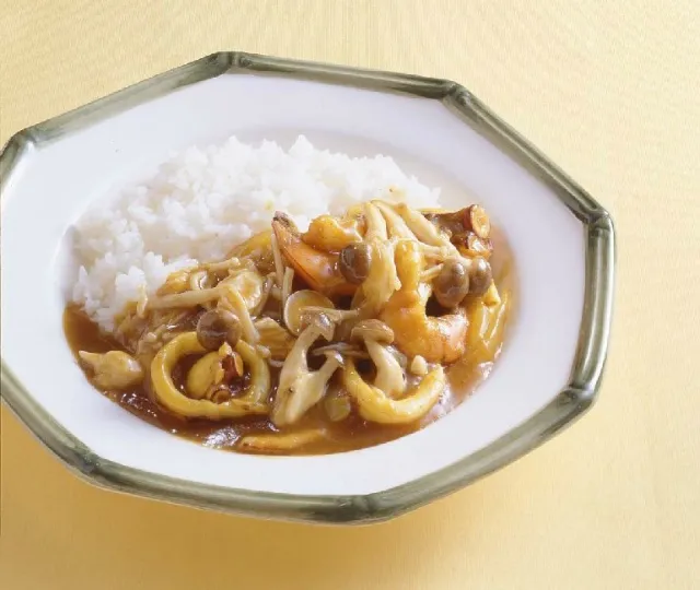 きのこと魚介の中華風カレー|ユウキ食品＆マコーミックさん