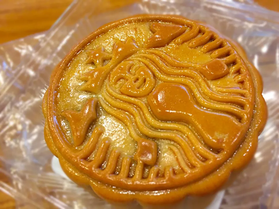 Moon cake coffee|Issara. 🍴さん