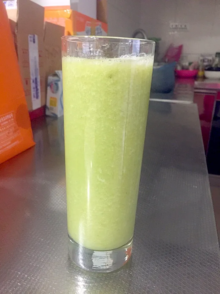 Green grape smoothie|bukky danielsさん