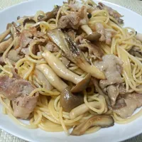 秋のキノコパスタ|ぐっちさん