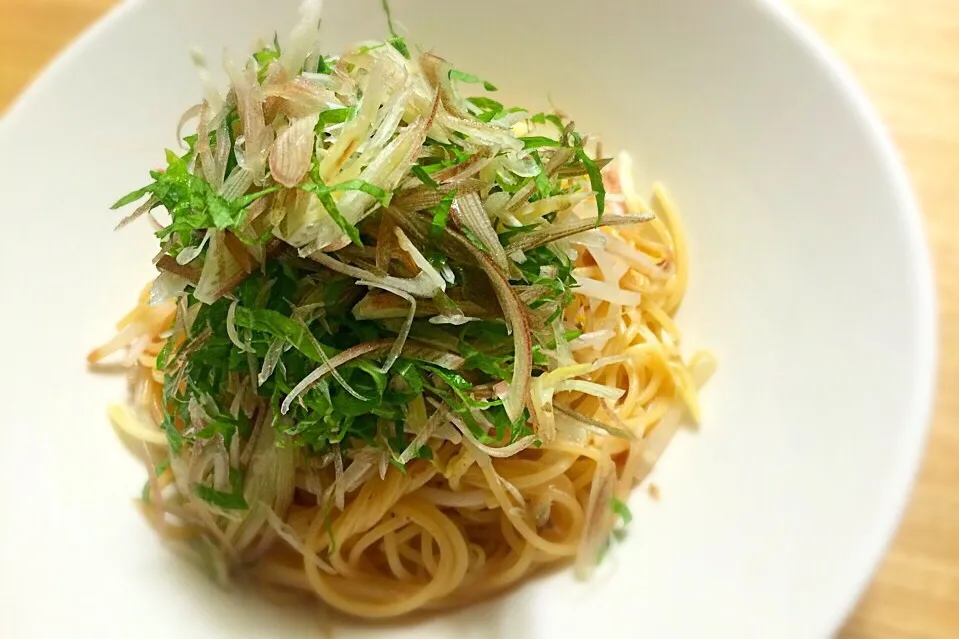 酒盗ともやしのパスタ|ぷにさんさん