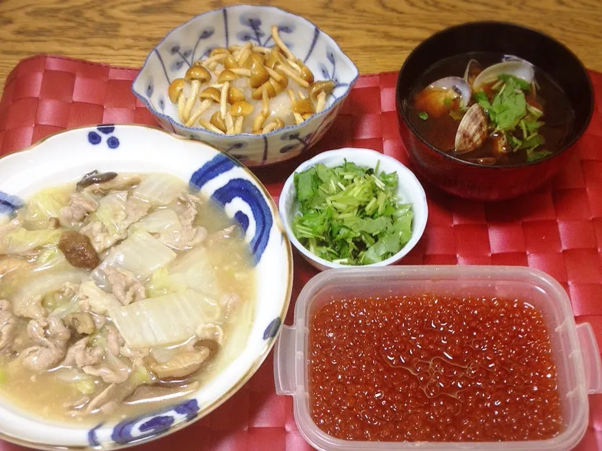 なめこおろし・アサリのお味噌汁・いくら醤油漬け・八宝菜|美也子さん