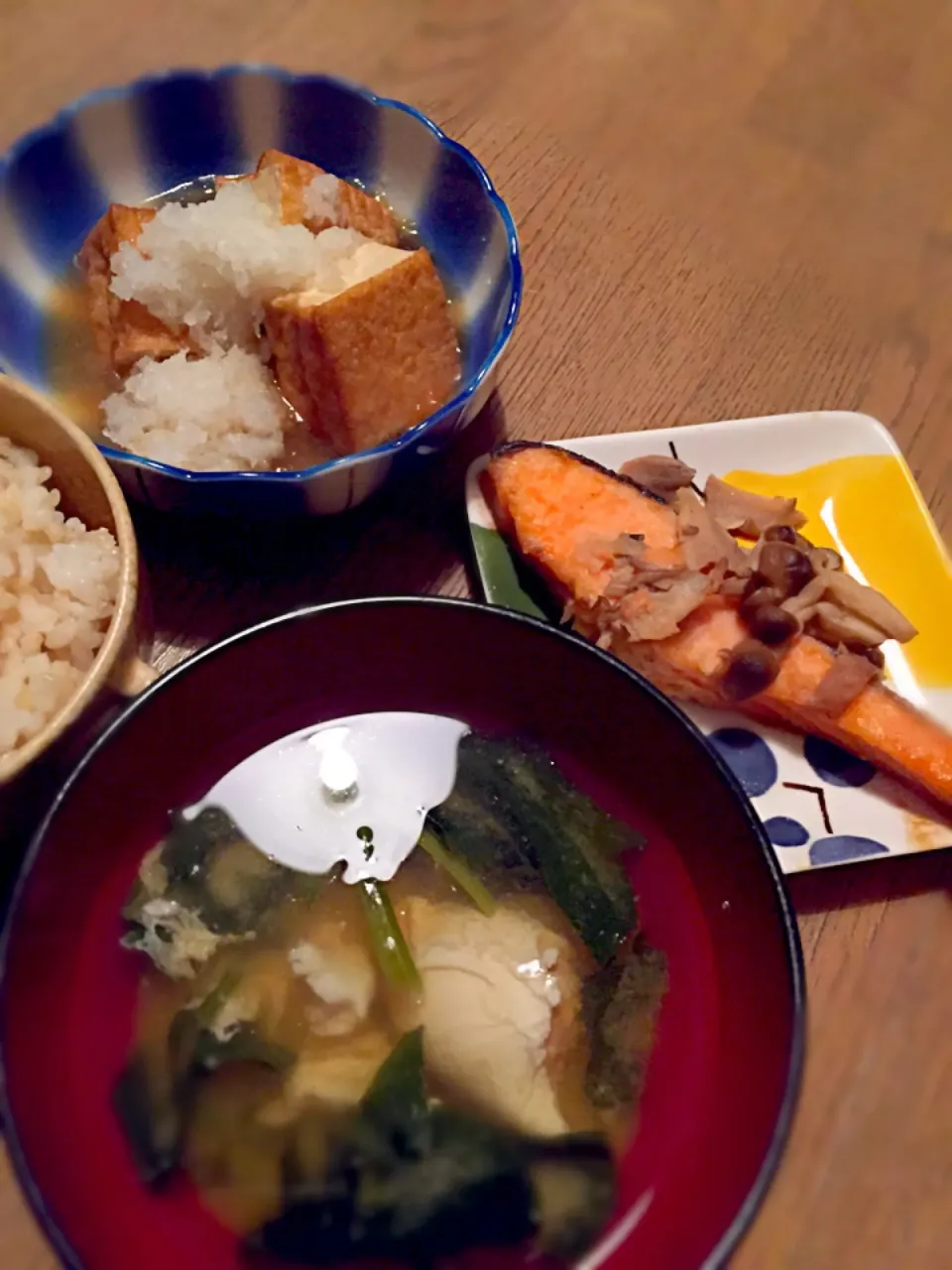 出勤朝食|どかべんべんさん