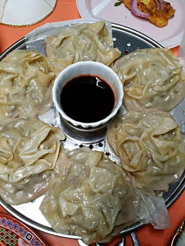 manti dumplings with pomegranate sauce|CHUENCHAIさん