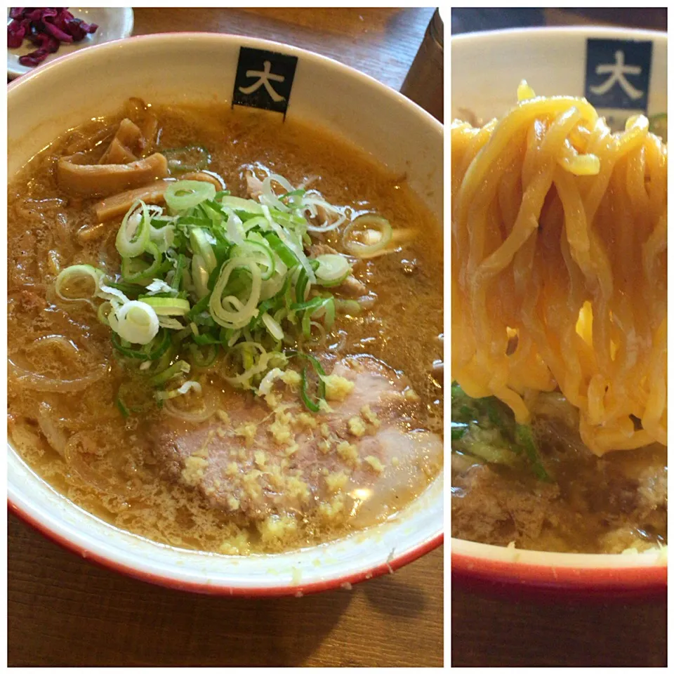 Snapdishの料理写真:味噌ラーメン大盛り@大島(船堀)|yoooochanさん