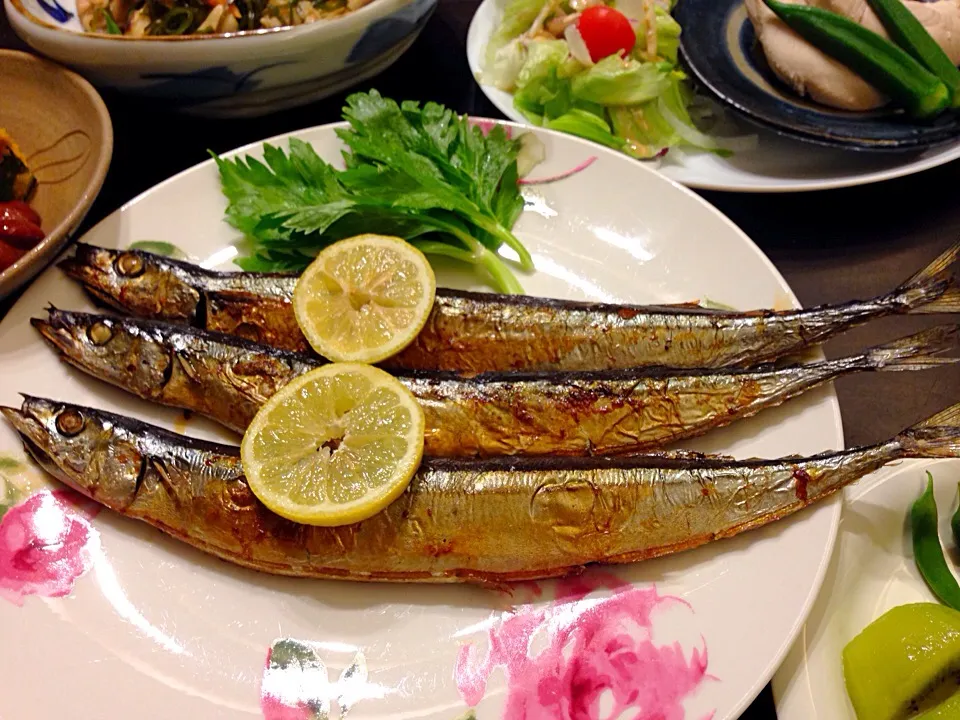 サンマの丸干し焼き🍻|しもっち"もたれつさん