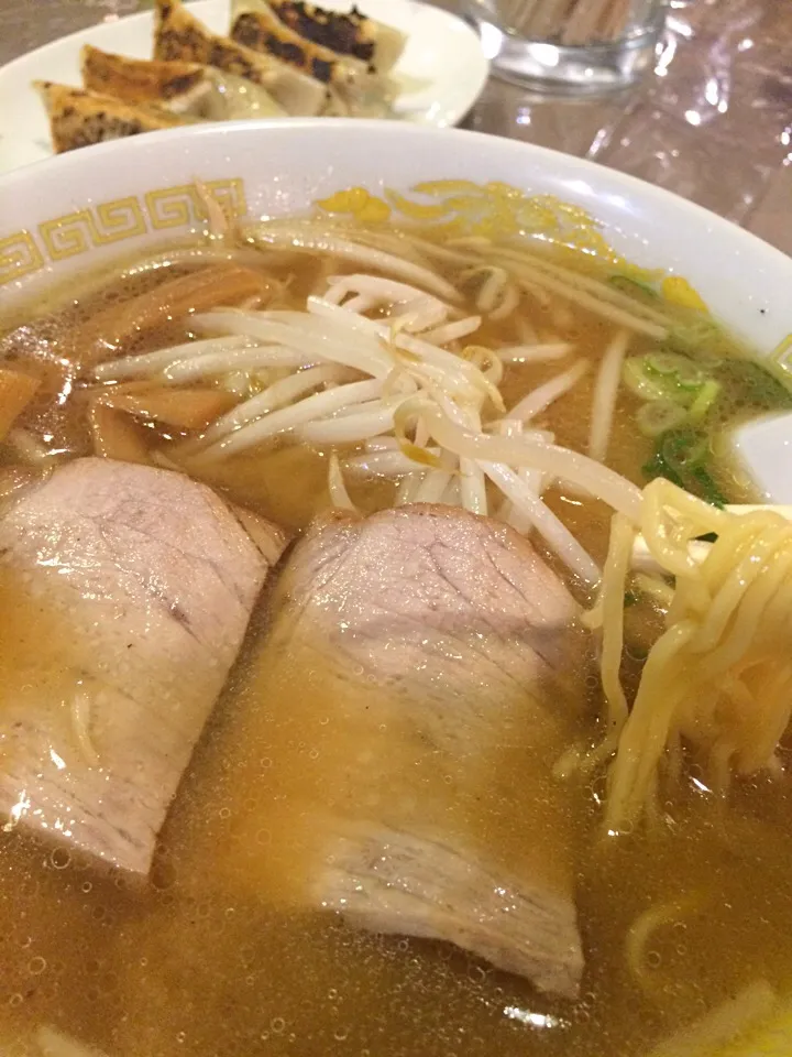 みそラーメン＆ぎょうざ|ダンディ☆和田さん