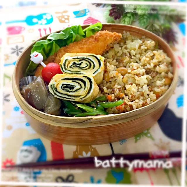 Snapdishの料理写真:昨夜のドライカレーdeカレーチャーハン弁当～♡battymamaの節約しても美味しいお弁当♡|ばってぃーまま＠♪さん