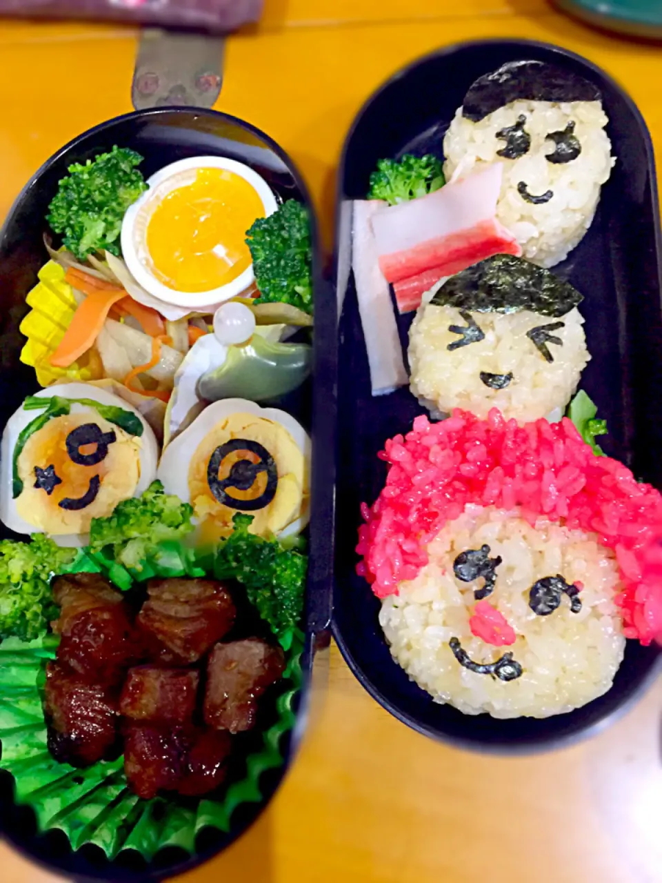 子供お弁当🍱  豚肉の甘辛焼肉  煮卵  きんぴらごぼう  ミカンのシロップ漬け  蒸しブロッコリー  カニ蒲鉾  デコふりかけ|ch＊K*∀o(^^*)♪さん