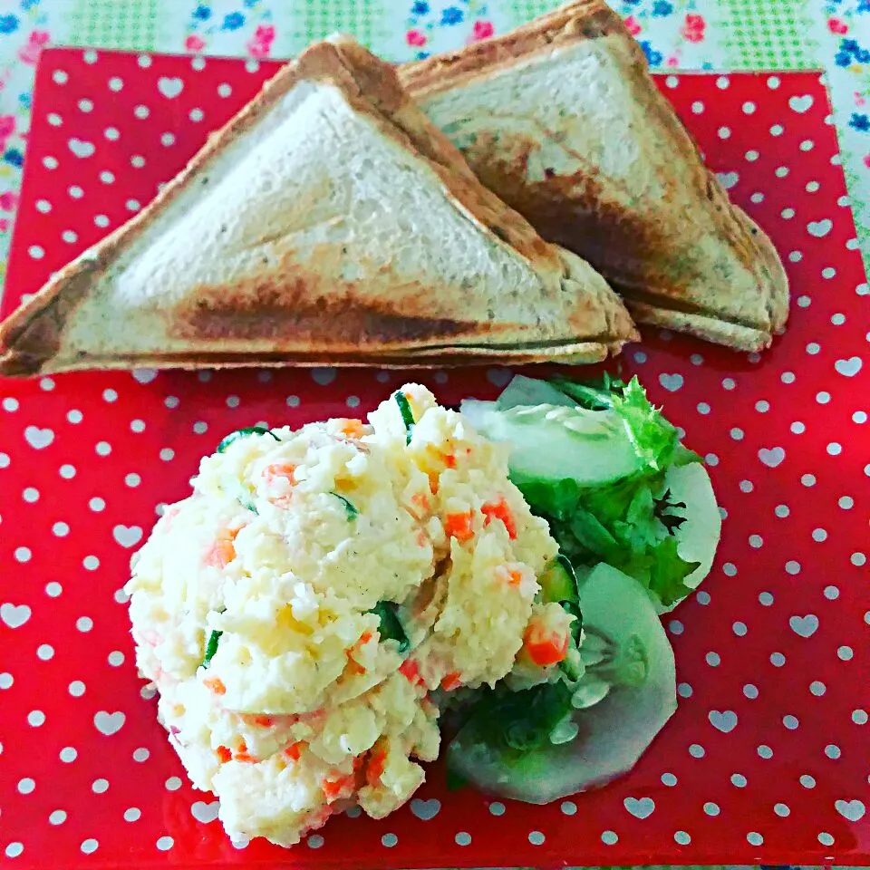 #Ham&eggs sandwiches with potato salad|Juneさん