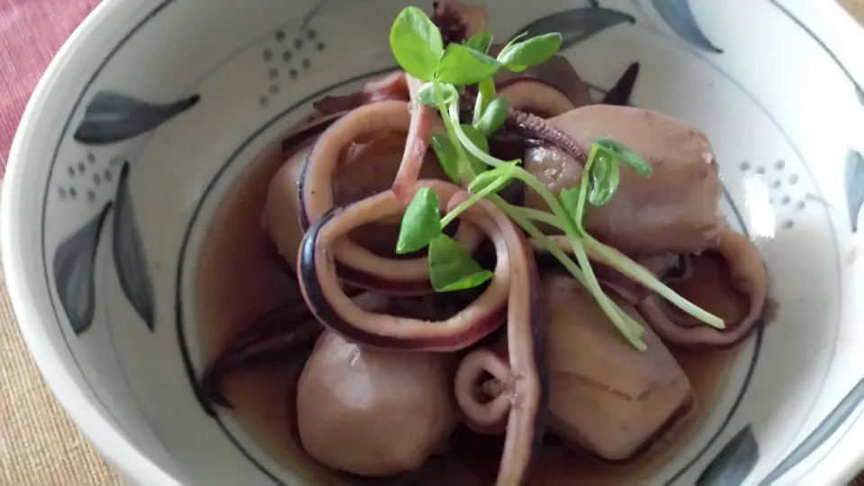 イカと里芋の煮物    お馴染みです("⌒∇⌒")|おちゃわんさん