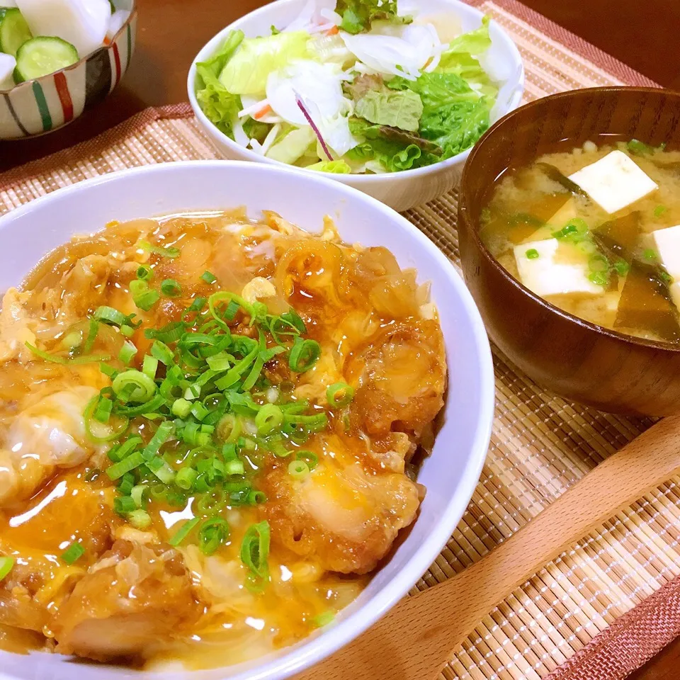 鶏の唐揚げで親子丼|ヒロリンさん