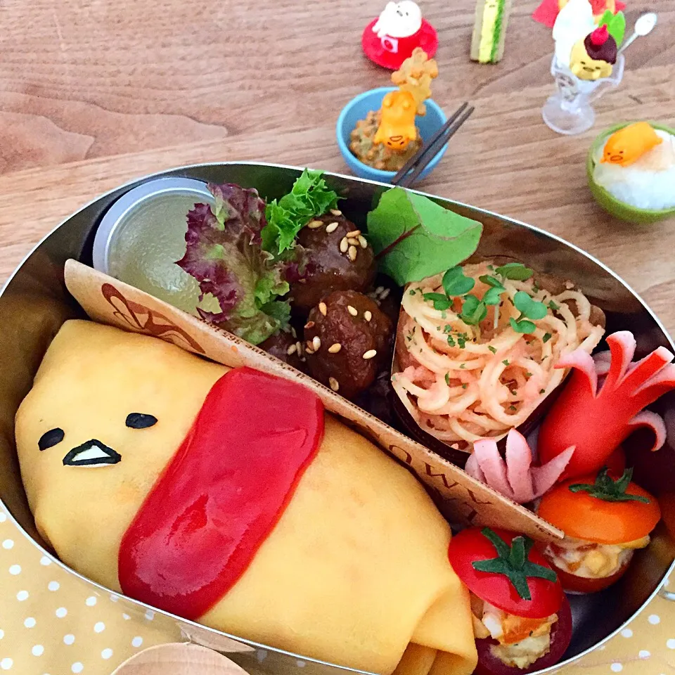 Snapdishの料理写真:ぐでたまオムライス弁当〜( ´⚰︎` )|☆*:.｡. はちユミcafé .｡.:*☆さん