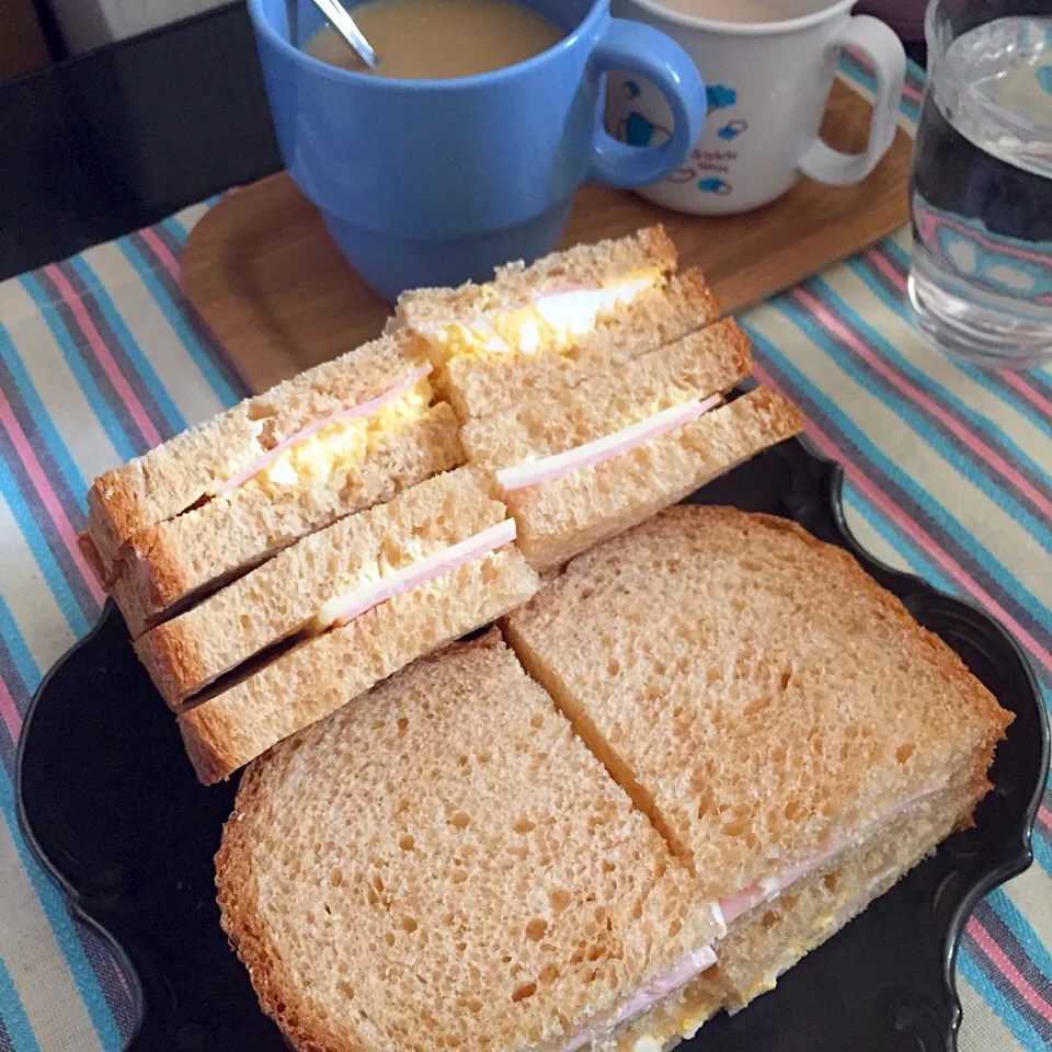 黒糖食パンでサンドイッチ♪|ゆえさん