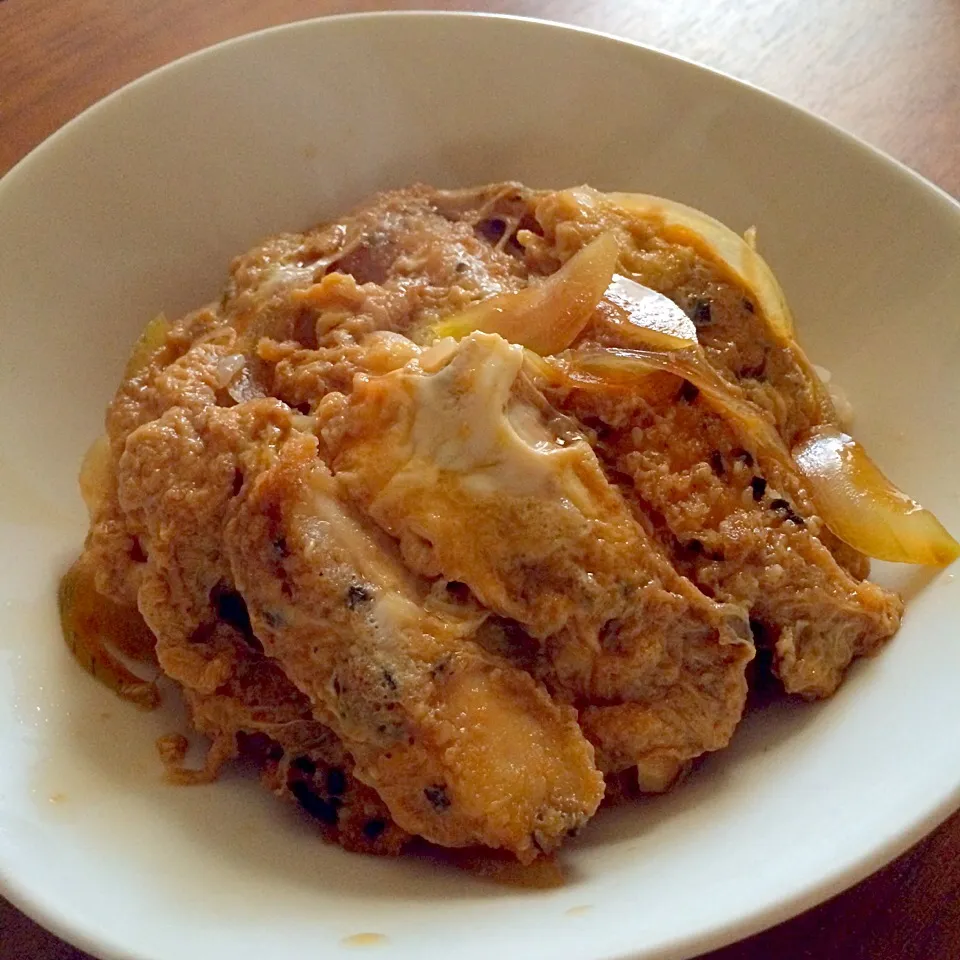 Snapdishの料理写真:チキン胡麻カツ丼|マユマユさん