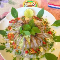 Snapdishの料理写真:กุ้งแช่น้ำปลา|Tadam Keoheuangsyさん