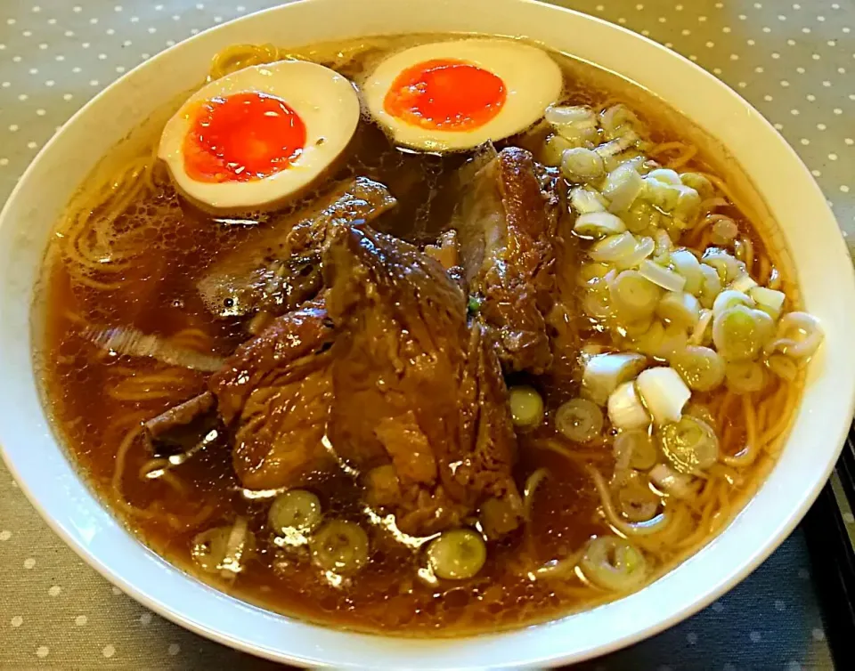 スペアリブラーメンは味たま入り|哲さん