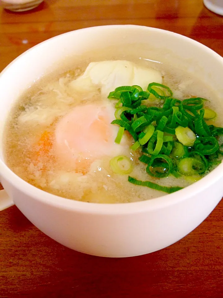 Snapdishの料理写真:目玉焼き風野菜スープ🍲ホッコリ味噌味|まいりさん