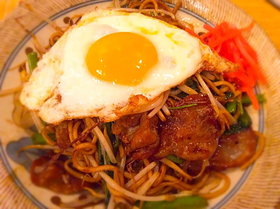 空芯菜ともやしのソース焼きそば|かなしゅうさん