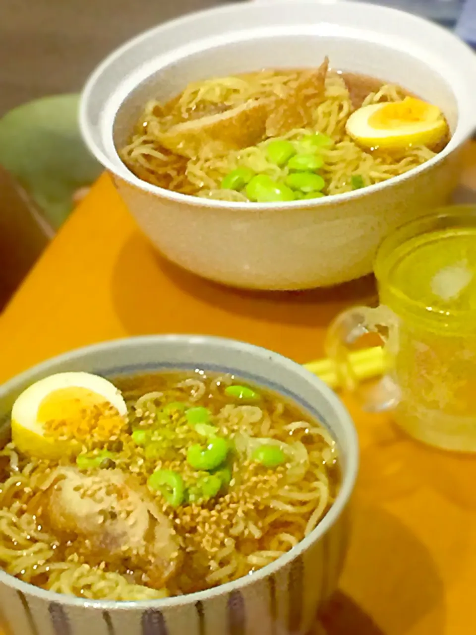 だしのきいた醤油ラーメン  ローストチキン  カレー煮卵  枝豆  金ゴマ  七味唐辛子  🍜|ch＊K*∀o(^^*)♪さん