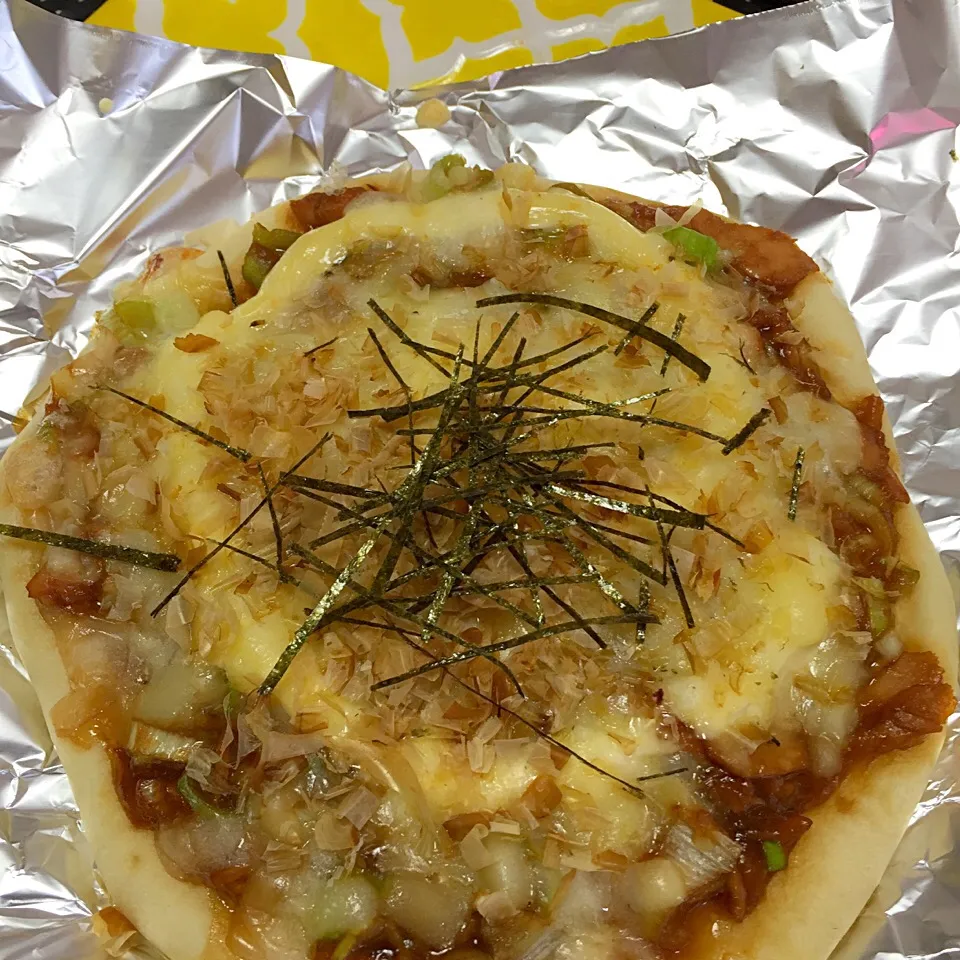 Snapdishの料理写真:ママ作成☆和風ねぎピザ|MEGUMIさん