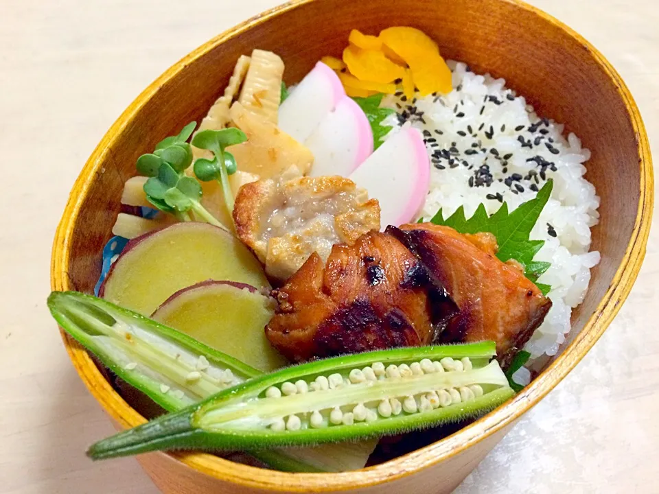 今日の男子弁当 鮭照り焼き弁当だよぉ〜♬|Booパパさん