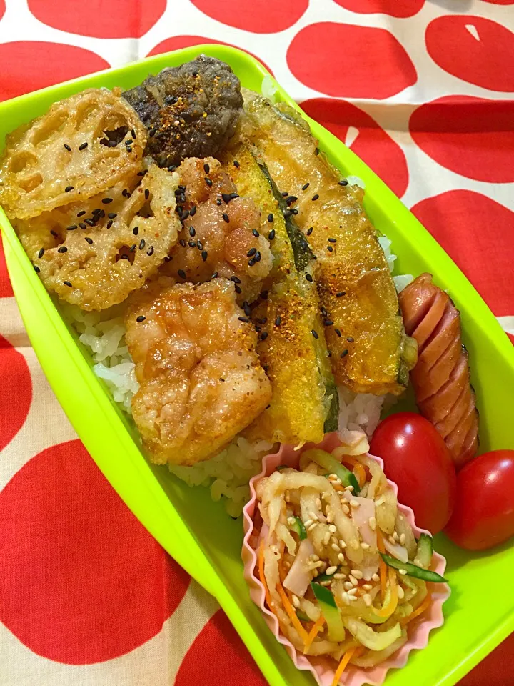 Snapdishの料理写真:2015.10.5 中3男子 天丼弁当😋|mari-pさん