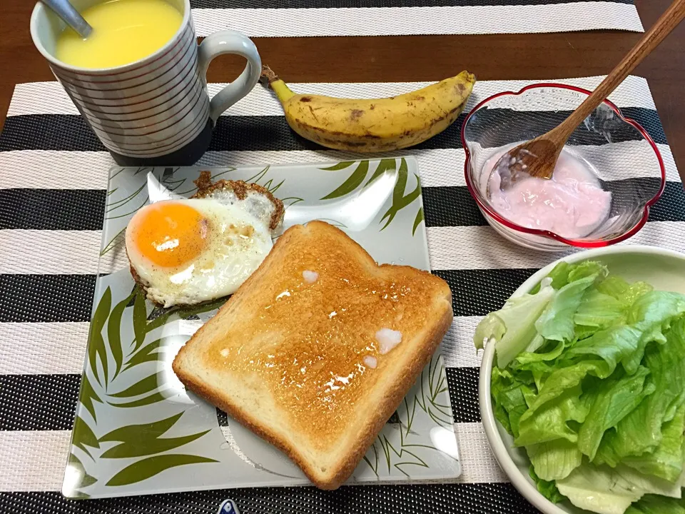 Snapdishの料理写真:トースト ココナッツオイル|愛ペガさん