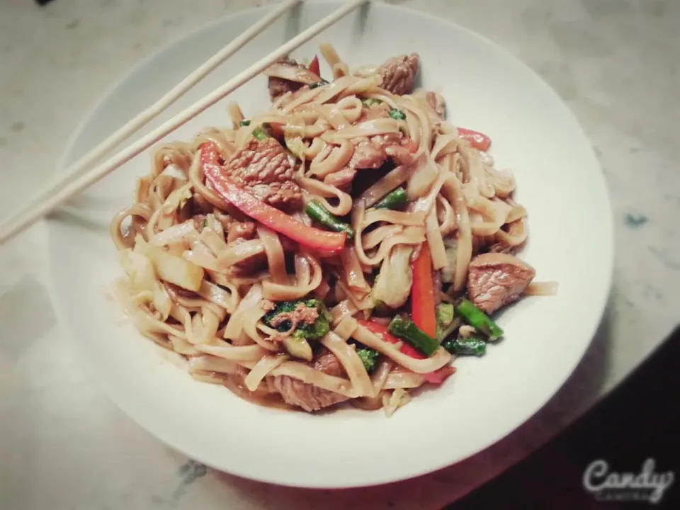 Shanghai Noodles|Courtney Alizabet Riess Handelさん