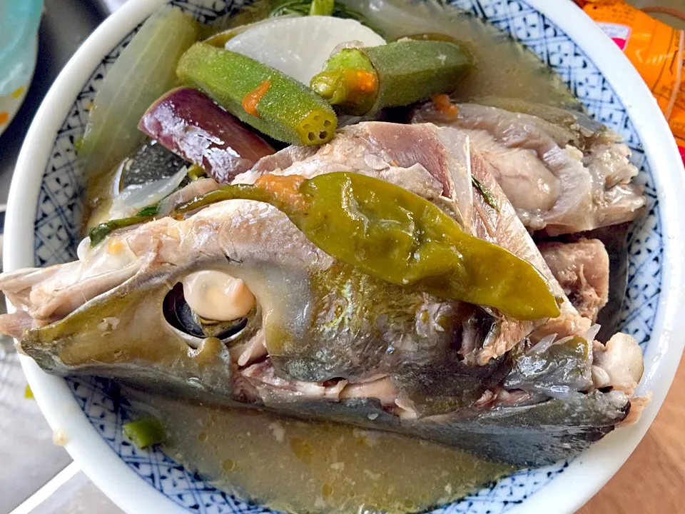 Sinigang na ulo ng isda|M Reyesさん