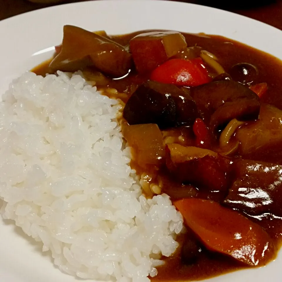 秋カレー　　🍄🍠🍆🍅|ふりるさん