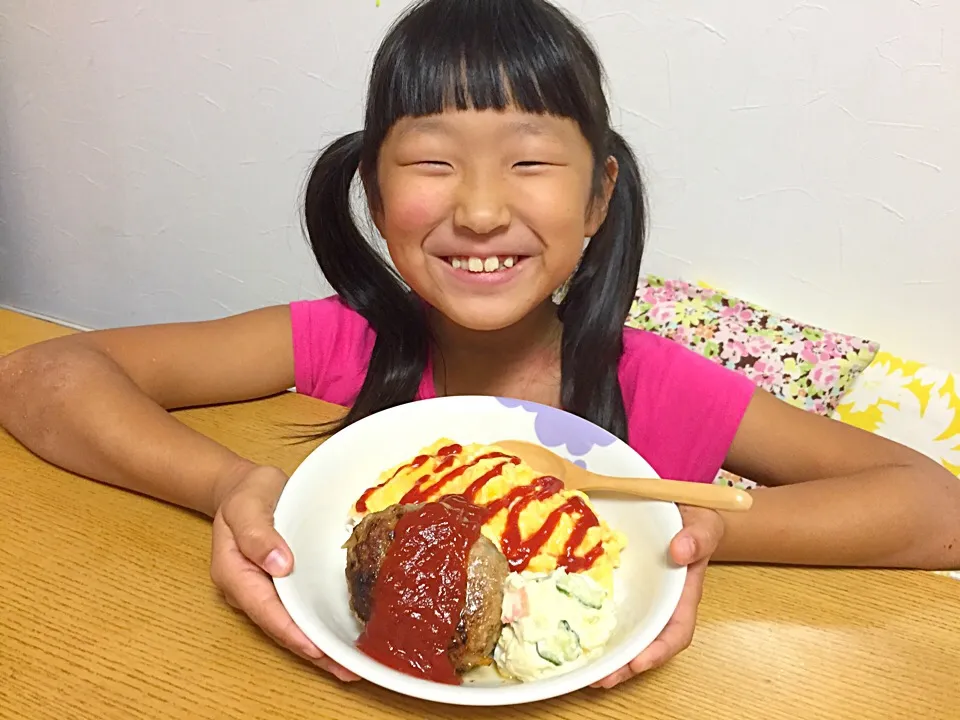 Snapdishの料理写真:オムハンバーグ|tomomiさん