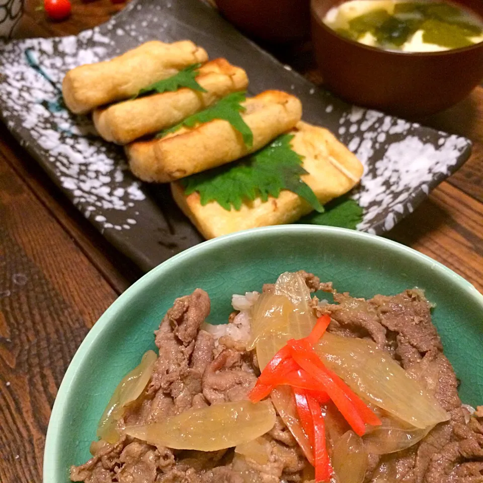 牛丼&納豆チーズのおあげ焼き。|tomoccoさん