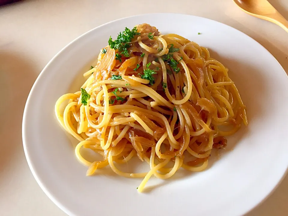 料理教室！玉ねぎとアンチョビのパスタ|ハリマカヨコさん