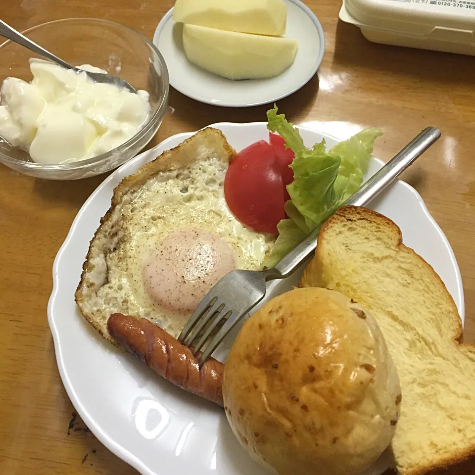 Snapdishの料理写真:朝食 151006|maixx ใหม่さん