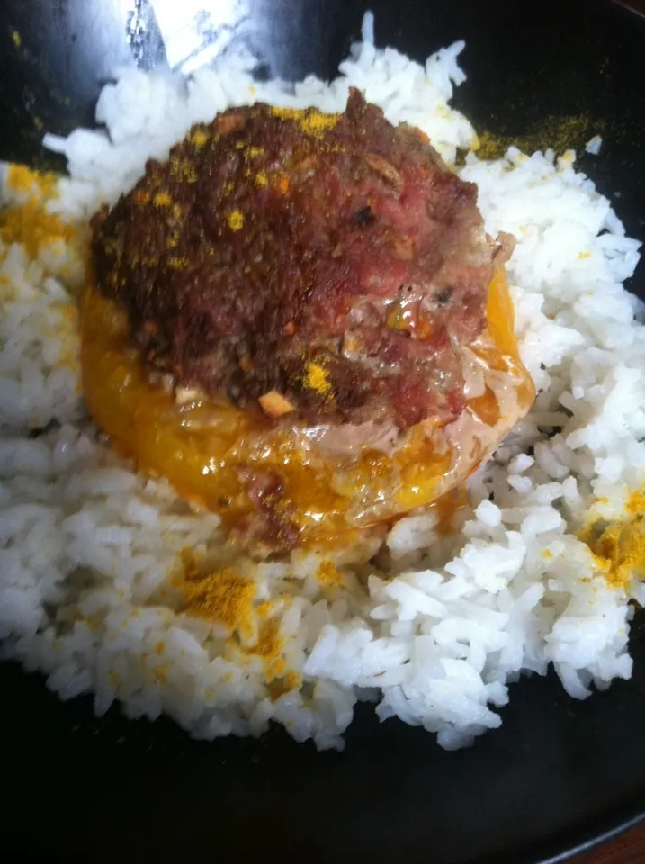 Snapdishの料理写真:Tomate Ananas Farcie au bœuf et veau. 
Pineapple tomato stuffed with beef and veal.|PHILIPPEさん