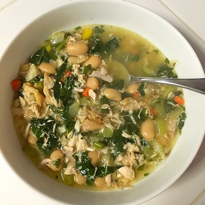 Rotisserie Chicken Veggie Soup|Ashley Jackさん