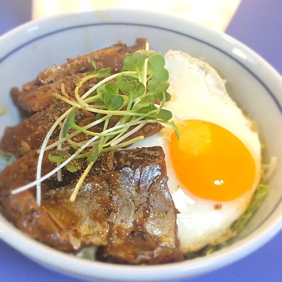 秋刀魚の蒲焼丼|Hiroya Fujiiさん