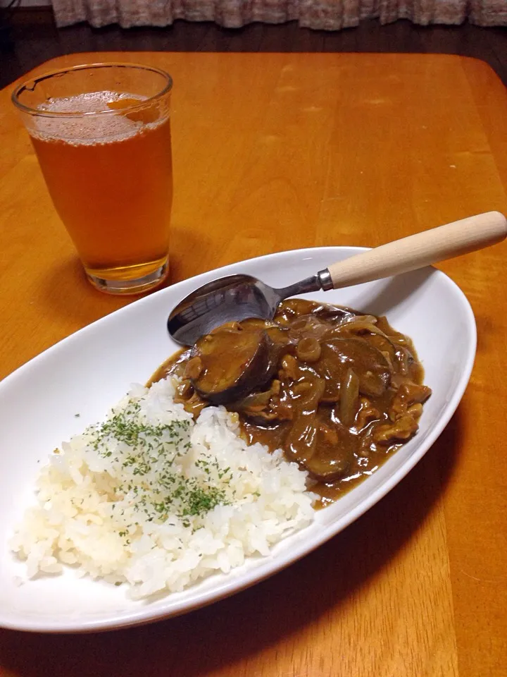 茄子と豚肉のカレー。|まゆさん