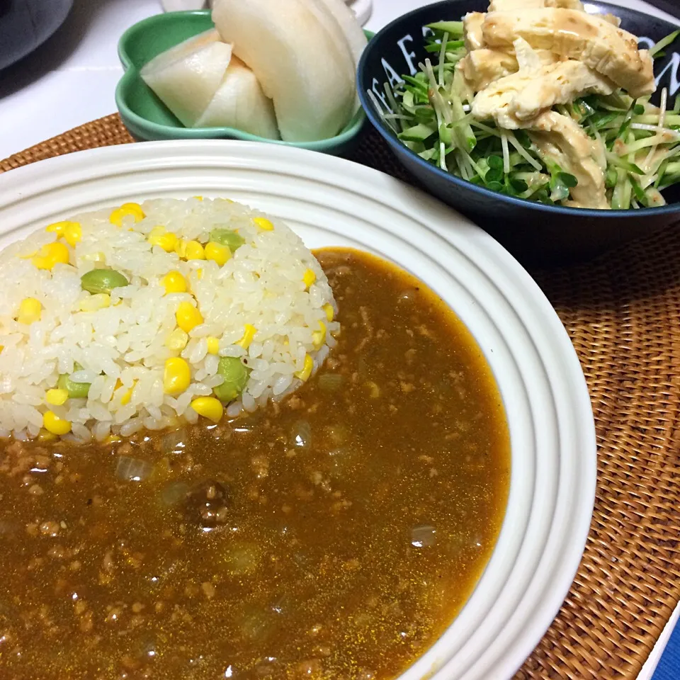 とうもろこしのガーリックバターライス&キーマカレー♫|いくさん