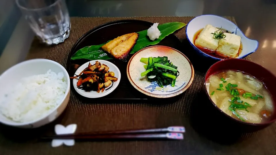 晩御飯 お昼が多めの夜は和食で。|らんちゃんさん