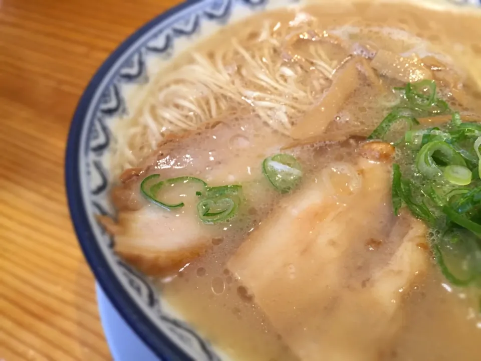 福岡市天神 赤のれん 節っちゃん|旨い飯好き近藤かずひささん